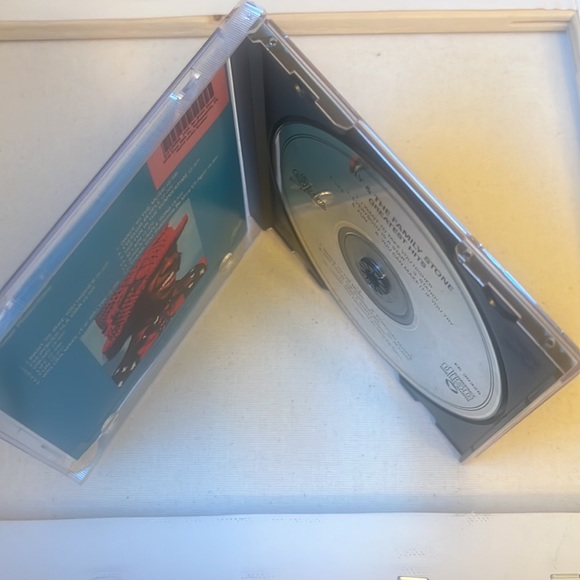 CD Sly & The Family Stone Sly & Family Stone Hits Good Used - Picture 7 of 7